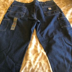 Men’s 42x30 Carhartt Brand, Flame Resistant Denim Dungaree Work Jeans.